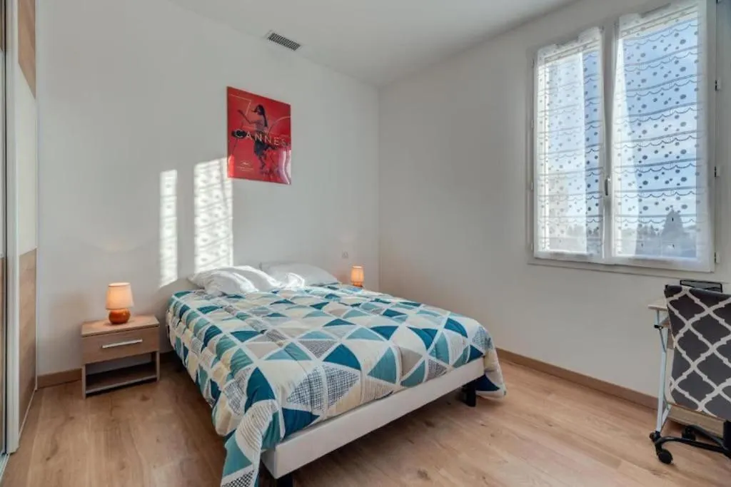 Maison 6 Personnes Avec Jardin Et Parking Prive Villa Nice