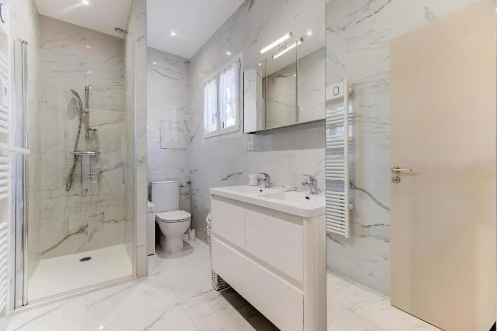 Maison 6 Personnes Avec Jardin Et Parking Prive Villa Nice