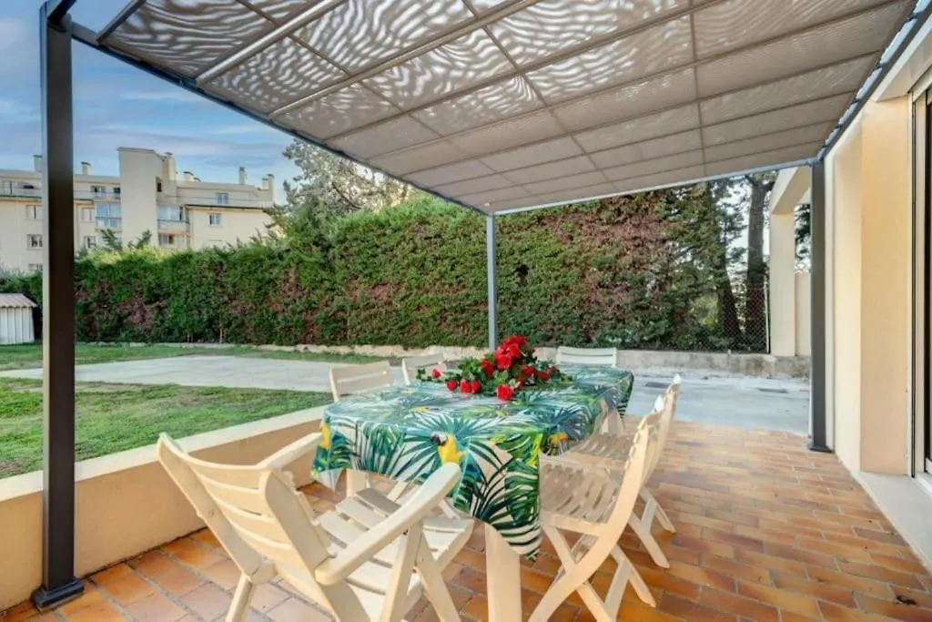Maison 6 Personnes Avec Jardin Et Parking Prive Villa Nice France